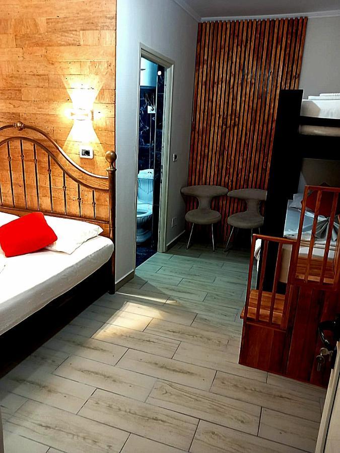 Villa Heljos Apartaments Avlonya Dış mekan fotoğraf