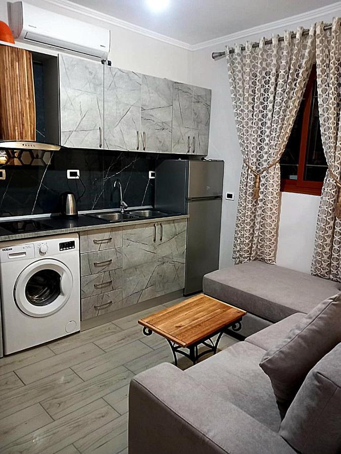 Villa Heljos Apartaments Avlonya Dış mekan fotoğraf