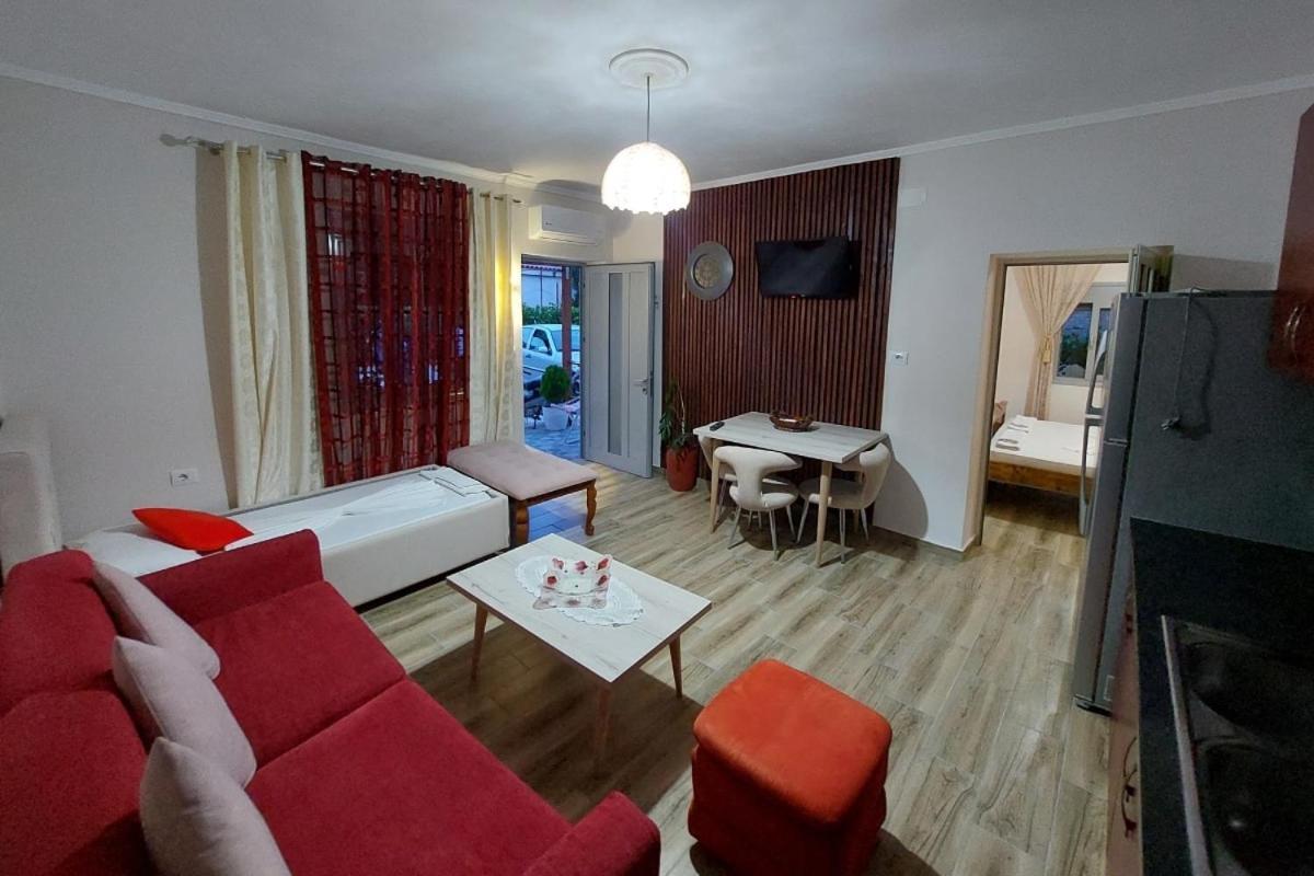 Villa Heljos Apartaments Avlonya Dış mekan fotoğraf