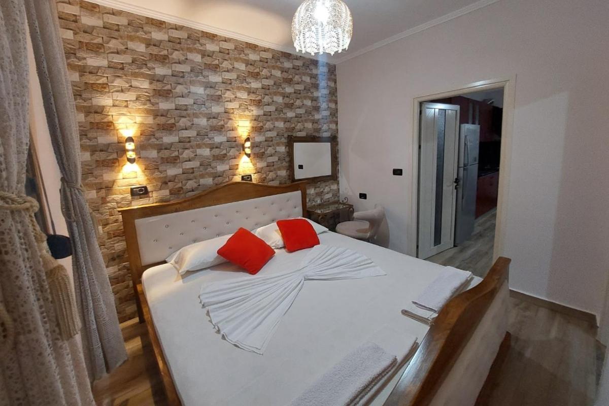 Villa Heljos Apartaments Avlonya Dış mekan fotoğraf