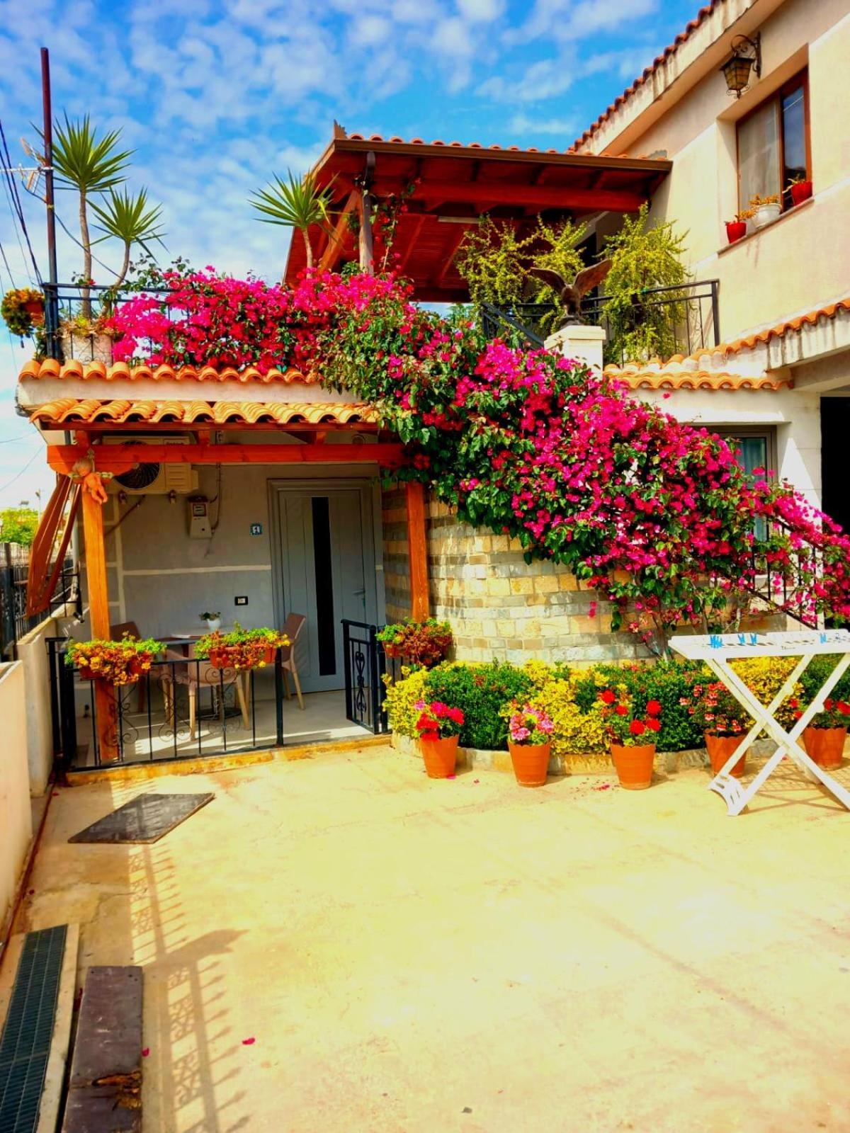 Villa Heljos Apartaments Avlonya Dış mekan fotoğraf