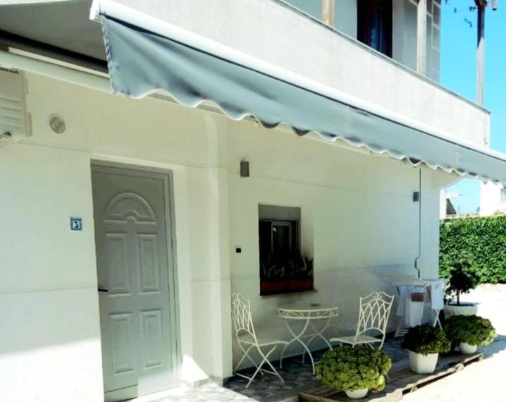 Villa Heljos Apartaments Avlonya Dış mekan fotoğraf