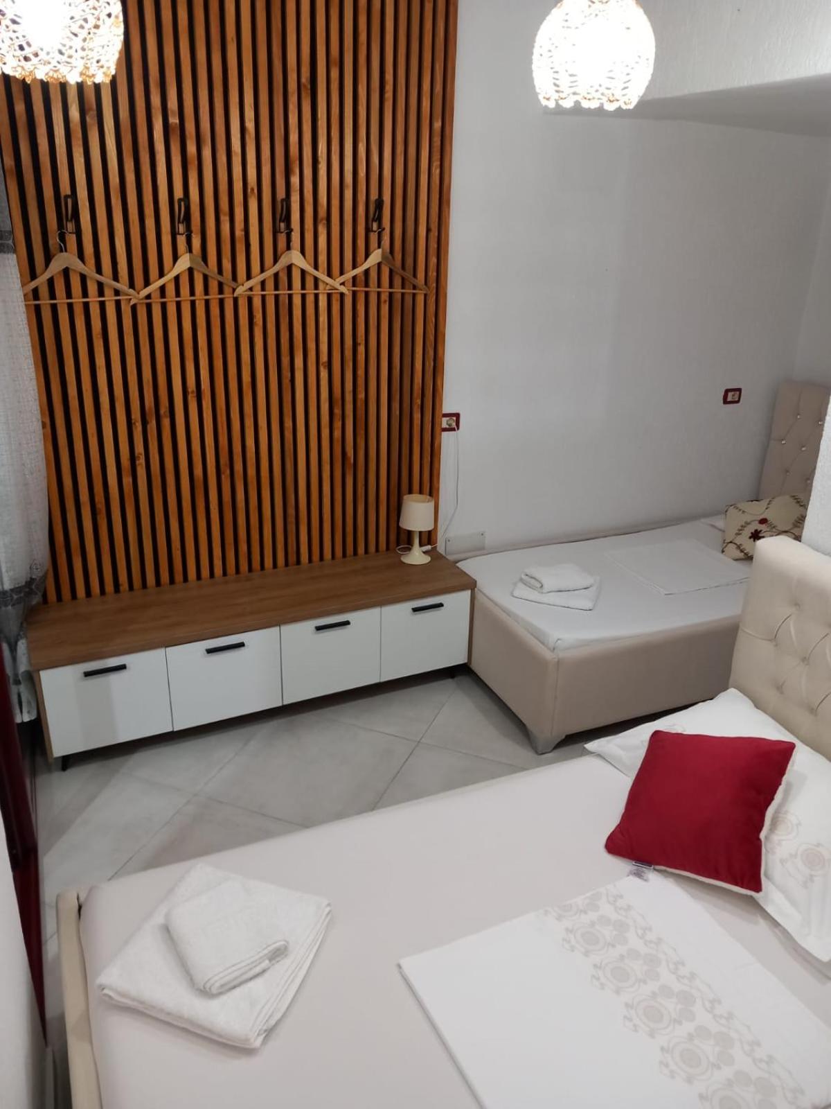 Villa Heljos Apartaments Avlonya Dış mekan fotoğraf