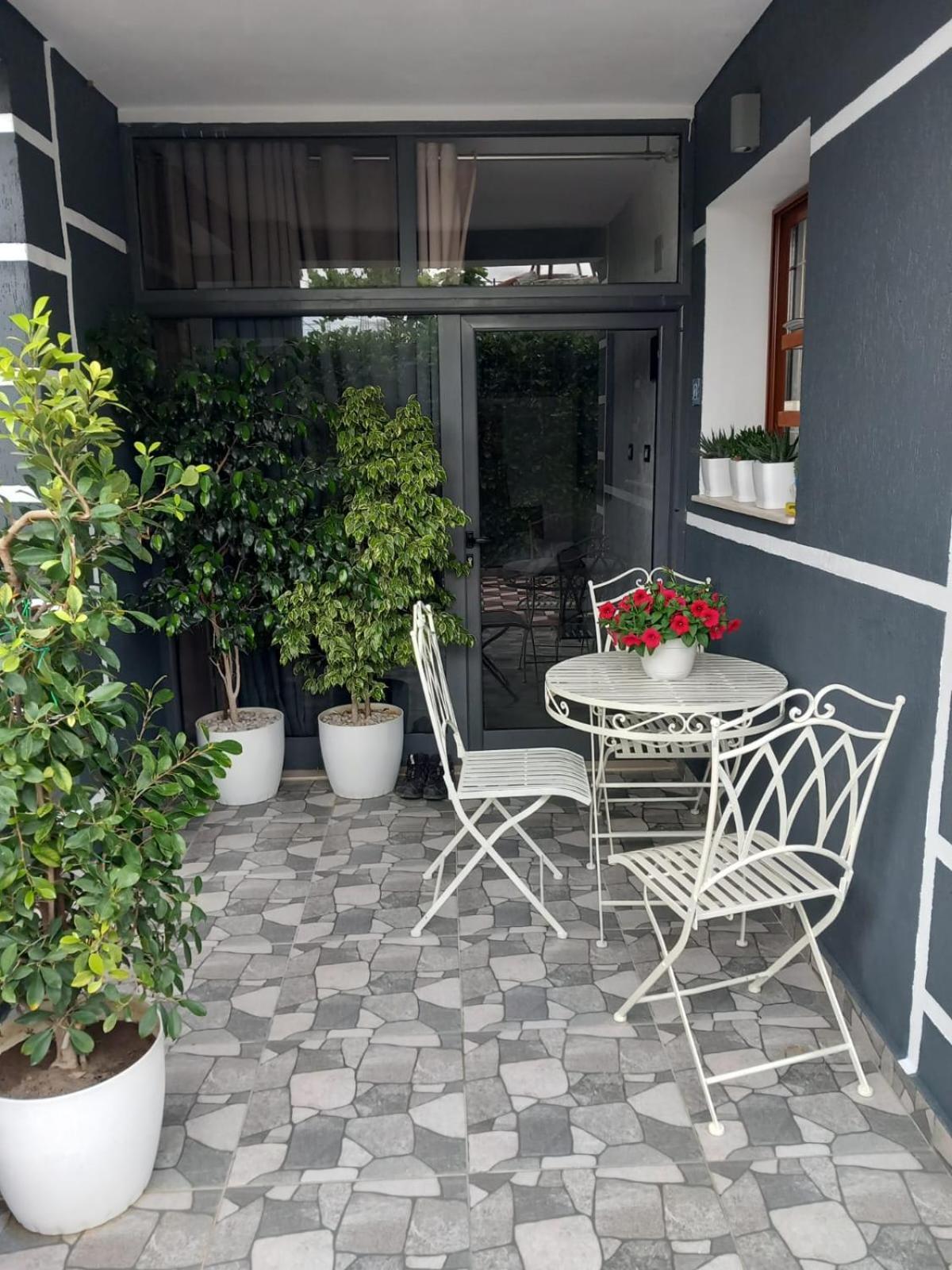Villa Heljos Apartaments Avlonya Dış mekan fotoğraf
