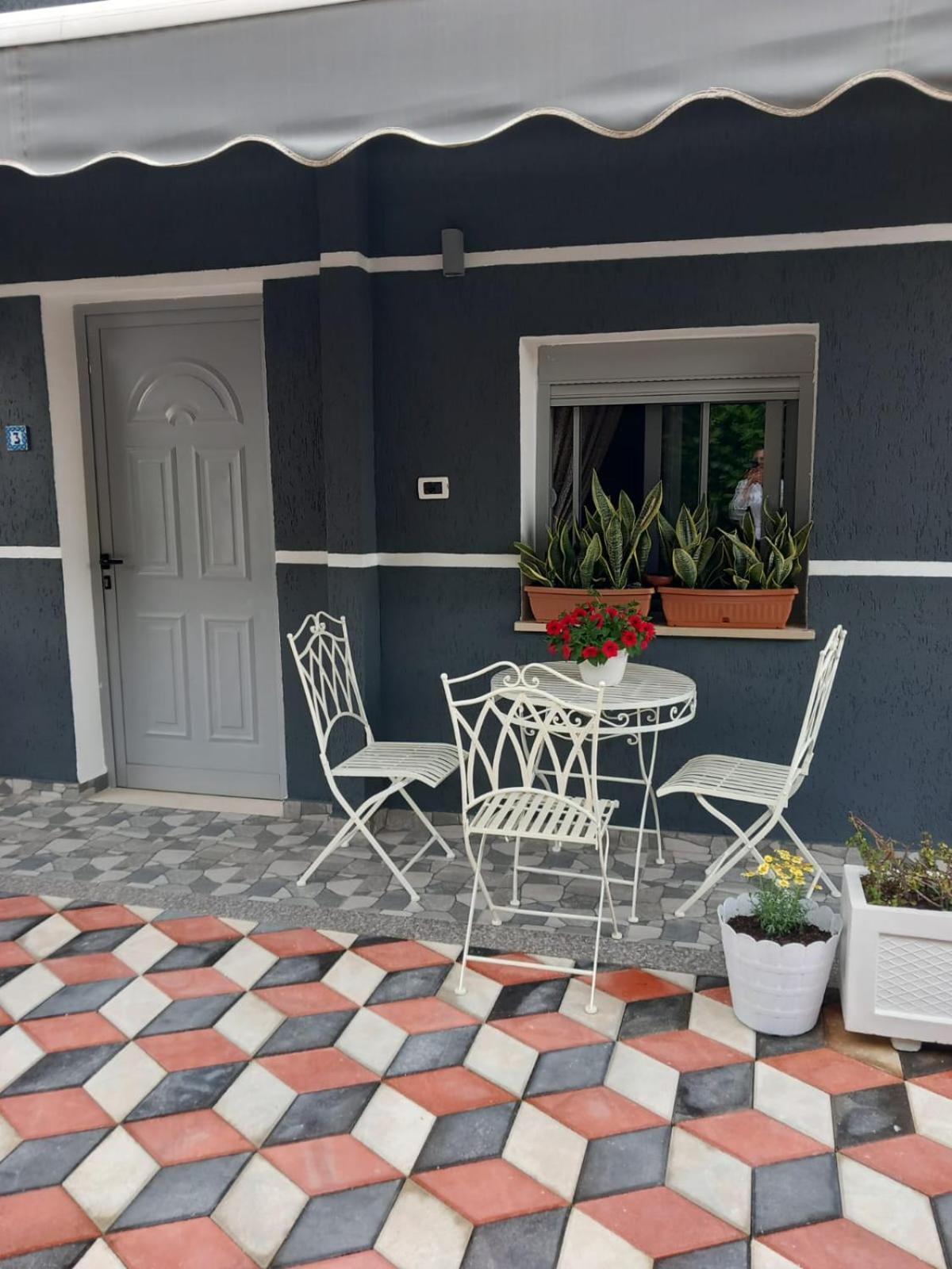 Villa Heljos Apartaments Avlonya Dış mekan fotoğraf